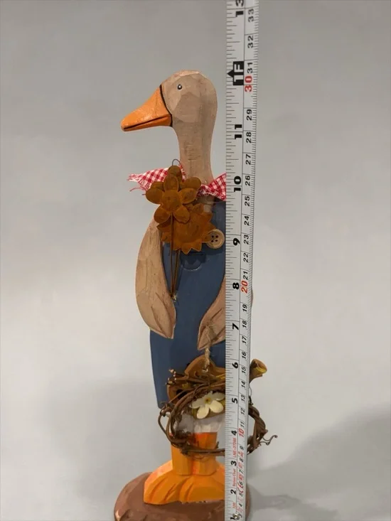 Vintage Wood Carved Goose Freestanding 12” Figure Duck W/Basket Statue Rare Find - Picture 13 of 16